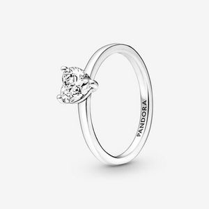 Funkelndes Herz Solitär-Ring für 59€ in Pandora