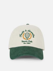 Basecap mit Tennisclub-Stickerei für 6€ in Primark
