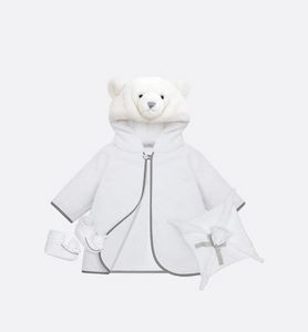 Teddy Bear Newborn Gift Set für 870€ in Dior