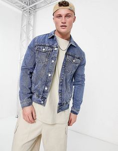 New Look – Jeansjacke in hellblauer Waschung für 12,59€ in ASOS